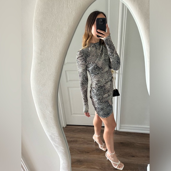 H&M Draped Fitted Dress - Picture 4 of 6